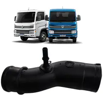 CONECTOR DISTRIBUIDOR AGUA MOTOR CUMMINS ISF 3.8 2P0121179K