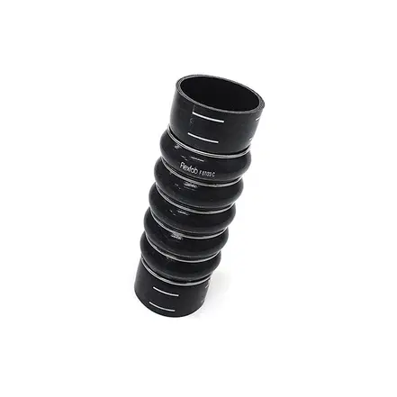 Mangueira Intercooler com 6 Aneis 70X70X235MM Preto para Mercedes-Benz 6705280682
