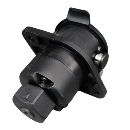 Tomada Elétrica 7 Polos Fêmea C/ ABS e Rastreador Engatcar 3505457326