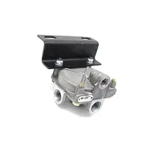 Válvula Rele Moderna M22 Modelo Tipo Wabco 2T0607359G
