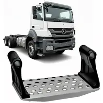 PISANTE DO ESTRIBO INFERIOR -  LE / LD MB 4844K 2544 2831 3756600828