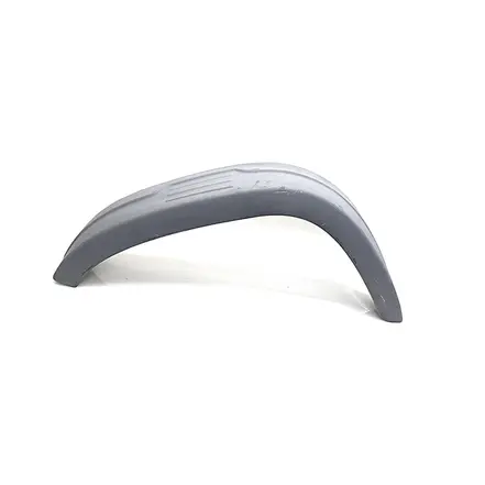 Paralama Cabine Frontal Lado Direito para Volkswagen Worker 94 a 99 (Fibra) T15821090