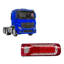 LANTERNA TRASEIRA LED 24V S/ VIGIA C/ ALARME LD MB PRADOLUX 0035443403