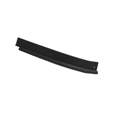 Placa Soleira Traseira Lado Direito Ford Cargo exceto Cabine Nova 85HBE132A48AAYYG